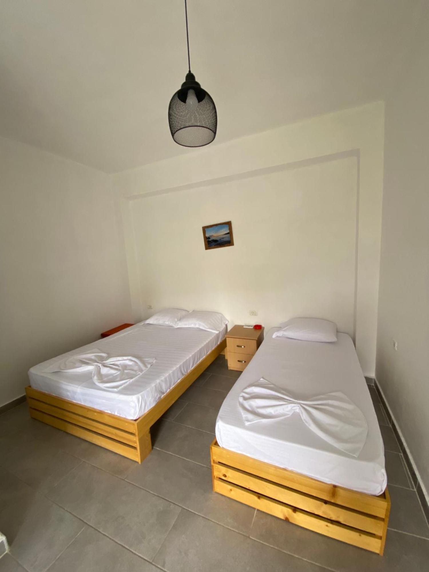 Eleni'S Holiday Rooms هيماري المظهر الخارجي الصورة